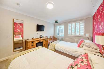 Plymouth Court Retirement Living Redditch  - 4
