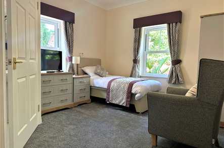 Chiswick House Care Home Norwich  - 3