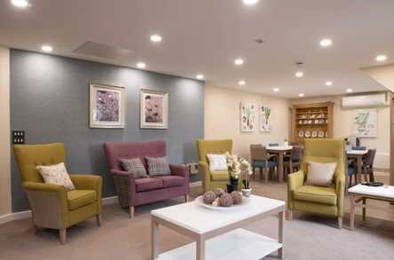 Mulberry Court Care Home Chalfont St Peter  - 2