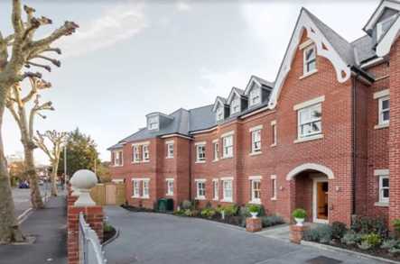 Kingston Rehabilitation Centre Care Home Kingston Upon Thames  - 1