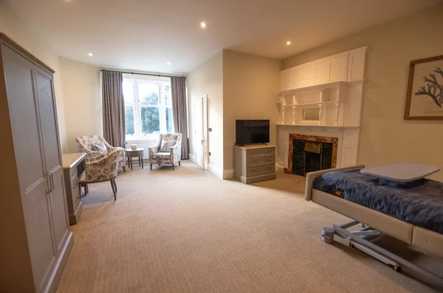Park Manor Care Home Care Home Poole  - 4