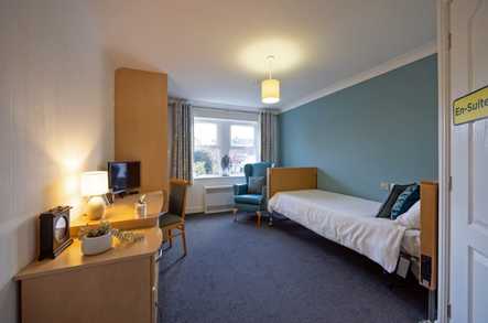 Longridge Hall Care Home Preston  - 4