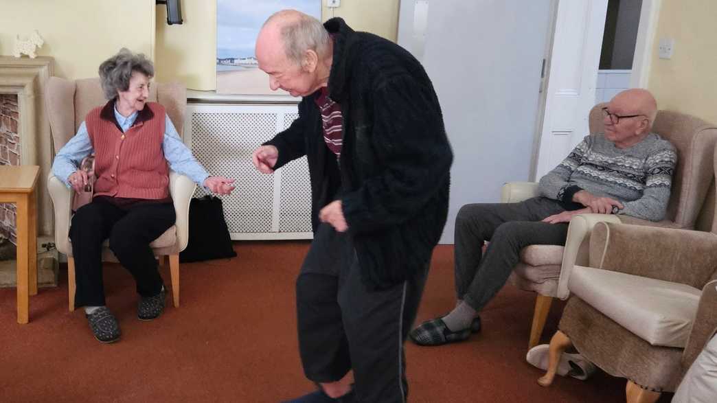 Manor House Care Home Plymouth activities-carousel - 27
