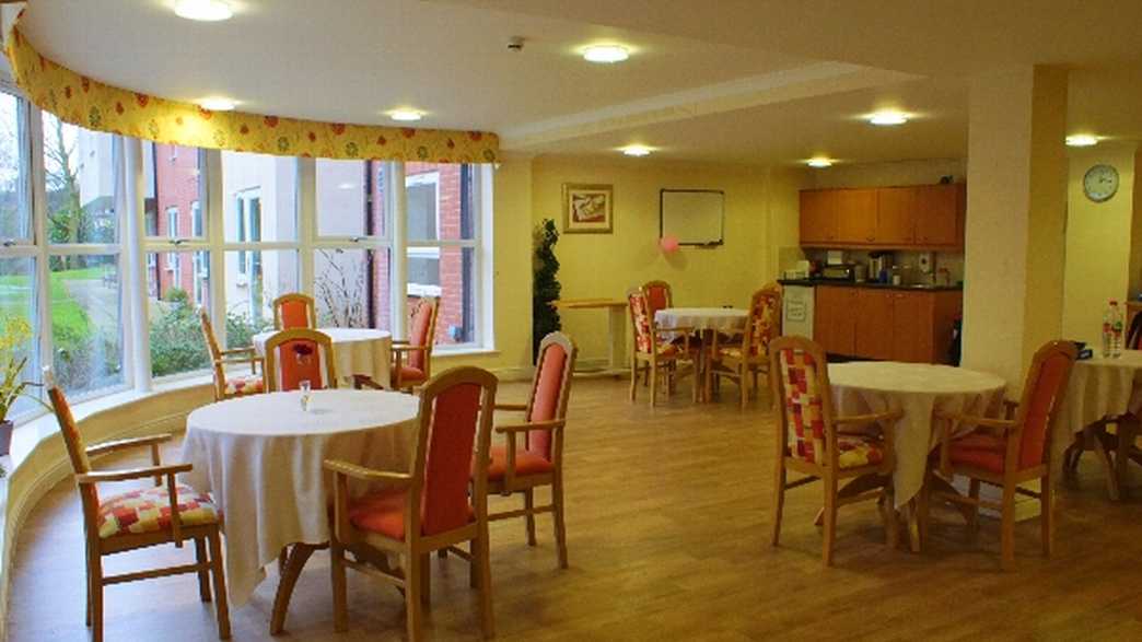 Beechdale Manor Care Home Care Home Nottingham buildings-carousel - 2