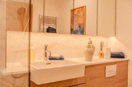 7 Rosebay Lodge image 3