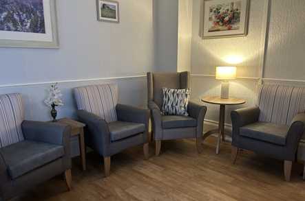 Robin Hood House Care Home Berkhamsted  - 5