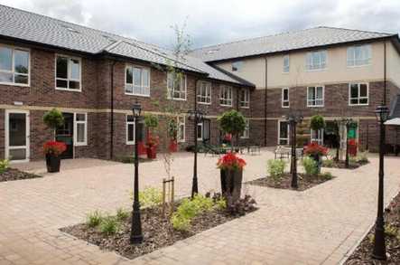 Mapplewell Manor Care Home Barnsley  - 3