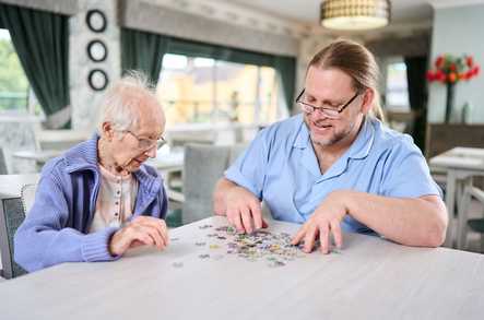 Autumn House Nursing Home Care Home Stone  - 4
