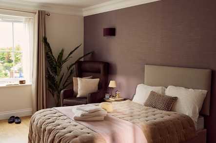 Hallmark Arlington Manor Care Home Cambridge  - 3