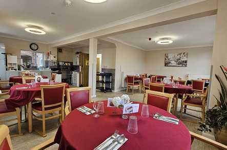 Pine Lodge Care Home Care Home Sittingbourne  - 1