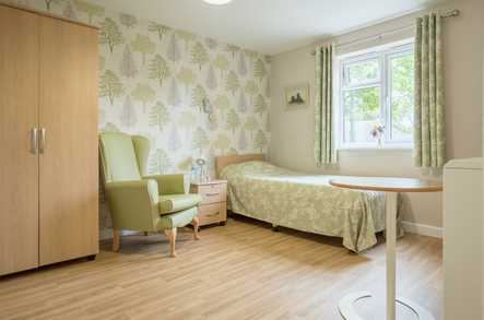 Willow Bank House Residential Home Care Home Pershore  - 2