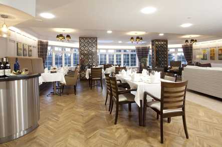 Aarandale Manor Luxury Care Home Care Home London  - 3