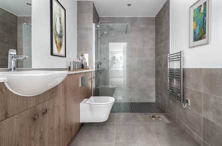 51 Littleton image 2