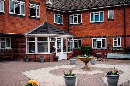 Lowmoor Nursing Home Care Home Nottingham  - 5