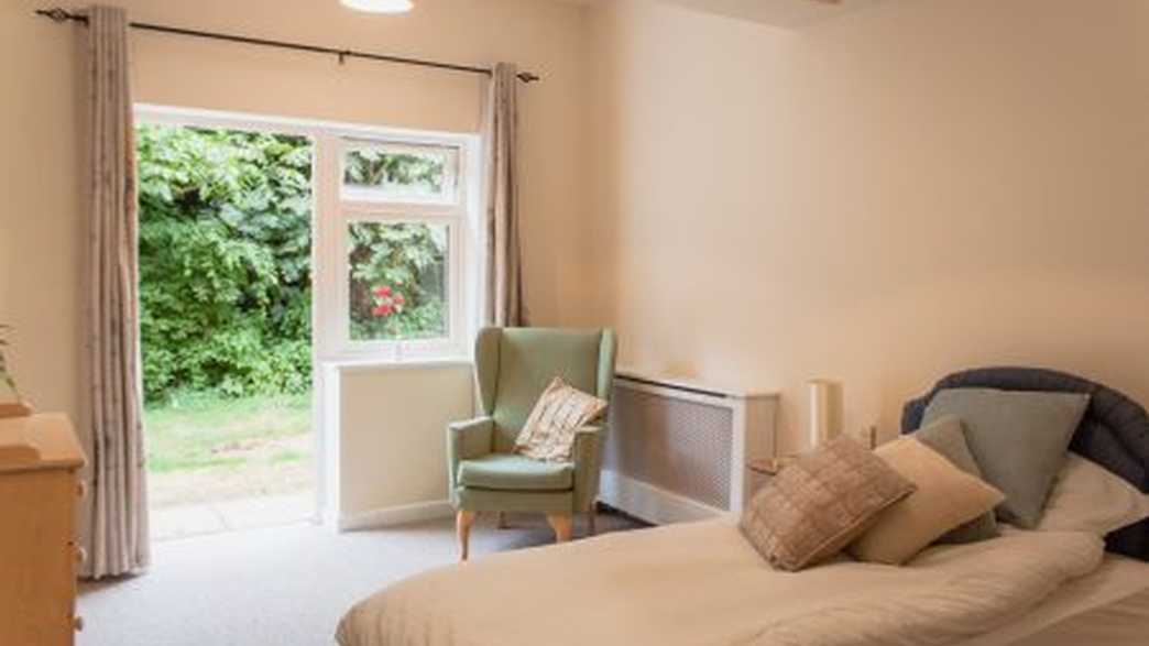 Abbeyfield Haddenham Society Limited Care Home Aylesbury accommodation-carousel - 1