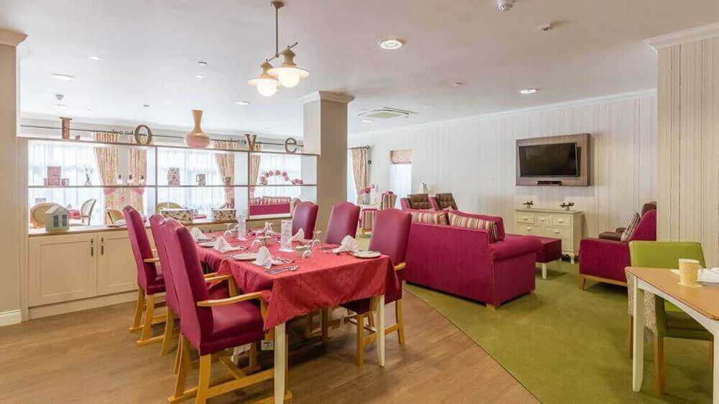 Abney Court Care Home Cheadle meals-carousel - 1