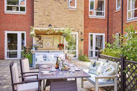 Acacia Lodge Care Home Henley-on-thames  - 5