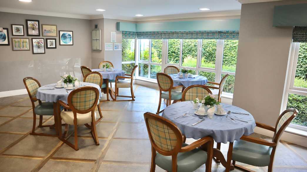 Addison Court Care Home Ryton meals-carousel - 1