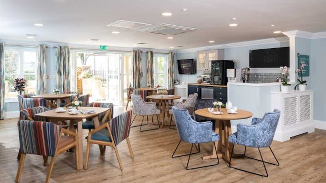 Hallmark Admiral Court Care Home Leigh On Sea, SS9 3HP
