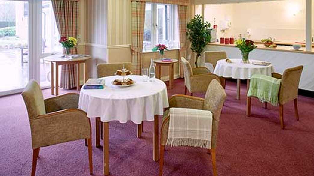 Albion Court Care Home Care Home Birmingham meals-carousel - 1