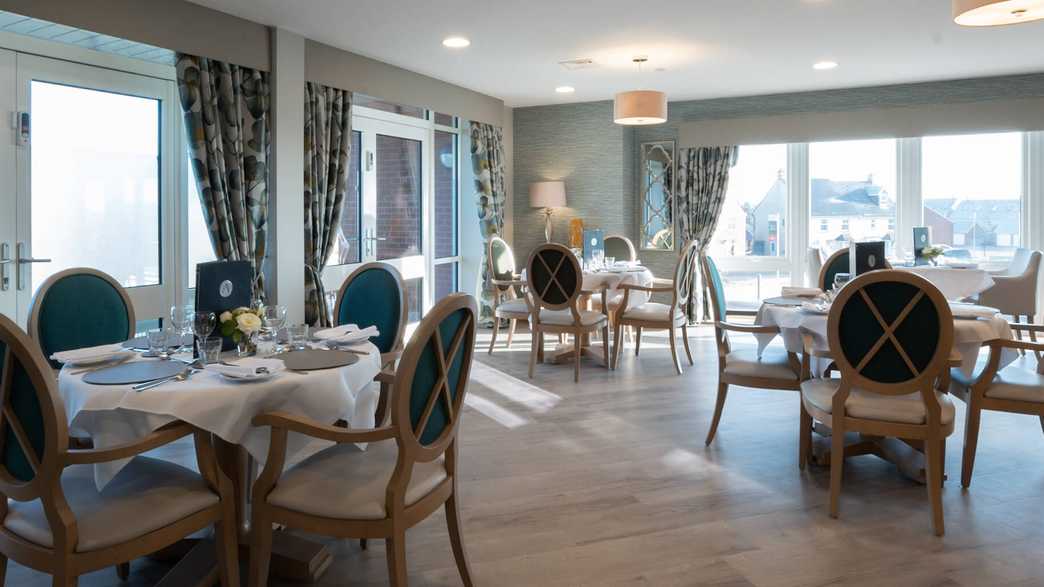 Alexander House Care Home Care Home Exeter meals-carousel - 3