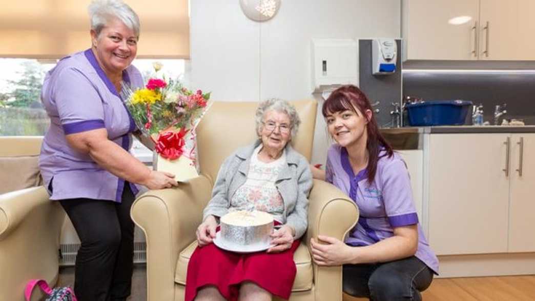 Aliwal Manor Care Home Care Home Whittlesey activities-carousel - 4