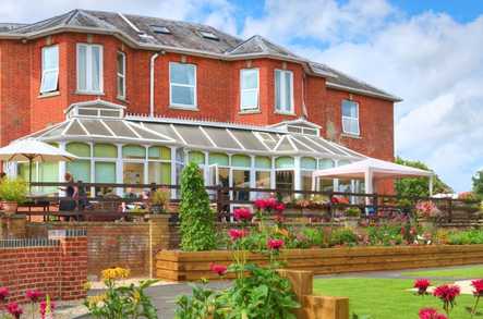 Allenbrook Nursing Home Care Home Fordingbridge  - 1