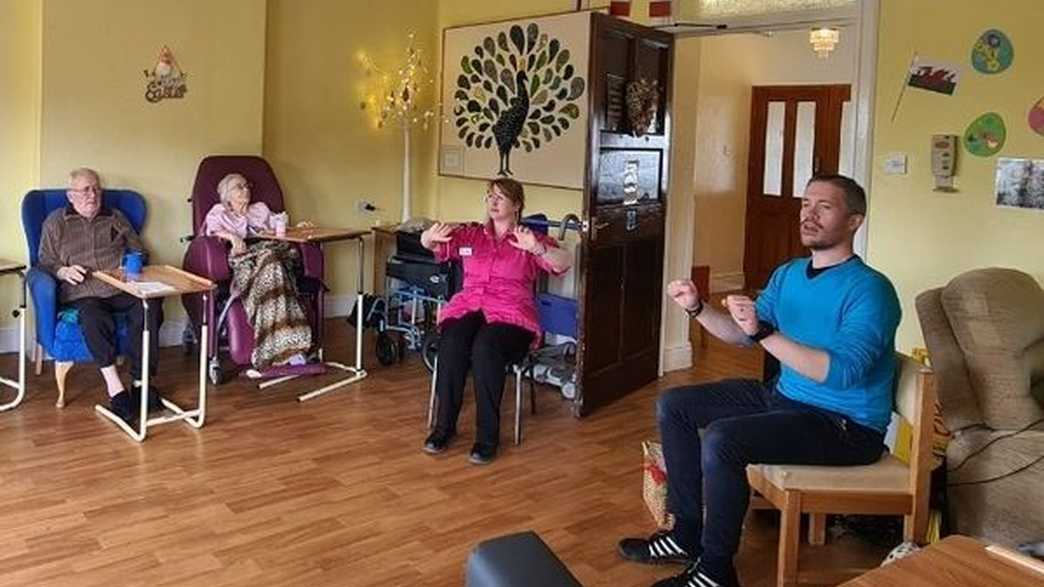 Allt Y Mynydd Nursing Home Care Home Llanybydder activities-carousel - 3