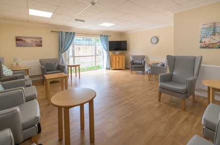 Alpine Lodge Care Home Sheffield  - 3