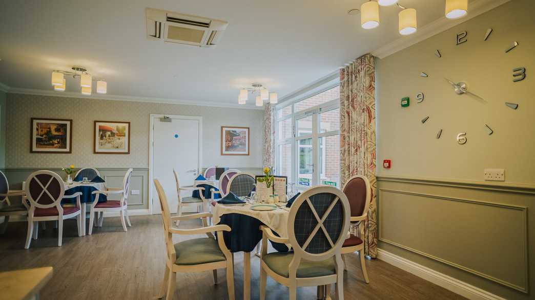 Ambleside Care Home Stratford-upon-Avon buildings-carousel - 9