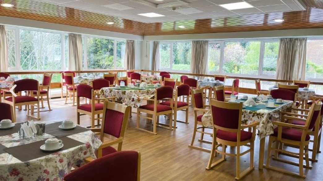 Arbor House Care Home Leicester meals-carousel - 1