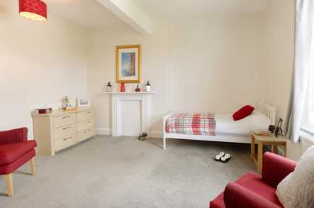 Arden House Care Home Leamington Spa  - 4