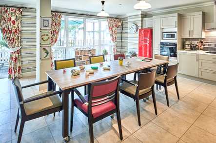 Ascot Grange Care Home Care Home Ascot  - 5