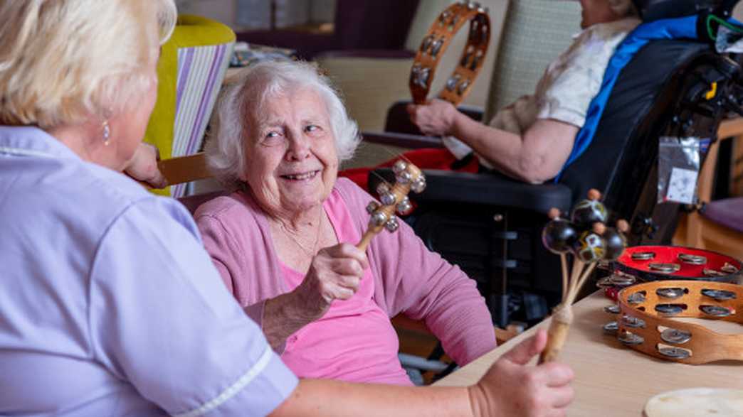 Ash Court Care Centre Care Home London activities-carousel - 2