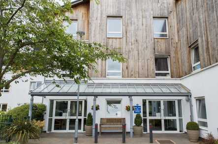 Ashgreen House Residential and Nursing Home Care Home London  - 1