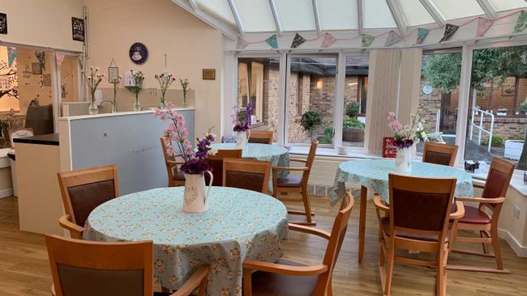 Ashwood - Ware Care Home Ware meals-carousel - 3
