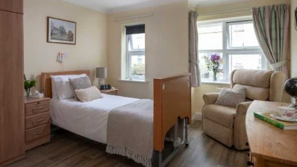 OSJCT Athelstan House Care Home Malmesbury accommodation-carousel - 1