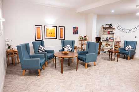 Buxton Lodge Care Home Care Home Caterham  - 2