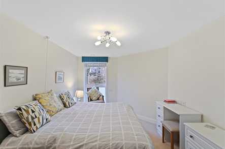 Austen Place 1 Bed Apartment image 3