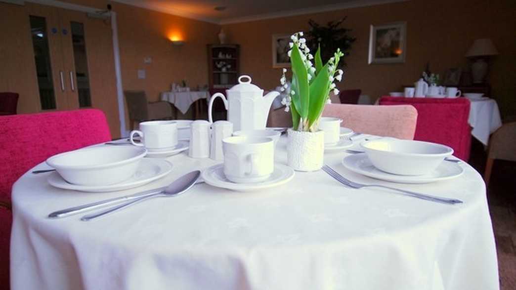 Avalon Court Care Centre Care Home Coventry meals-carousel - 1
