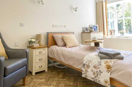 Avebury House Care Home Devizes  - 5