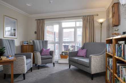 Avonbourne Care Centre Care Home Salisbury  - 5