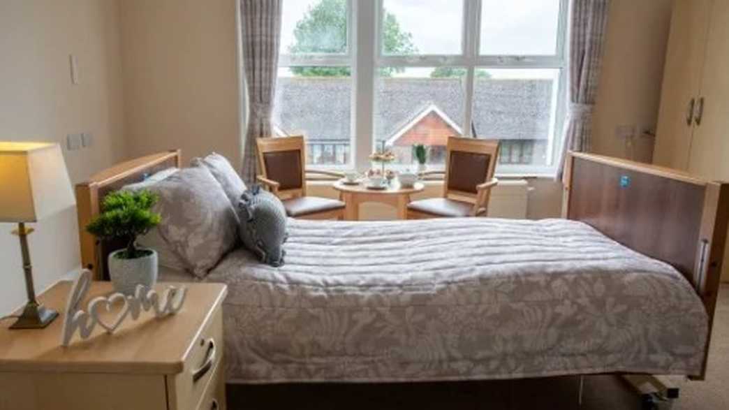 Broad Oak Manor Care Home Care Home Dartford accommodation-carousel - 2