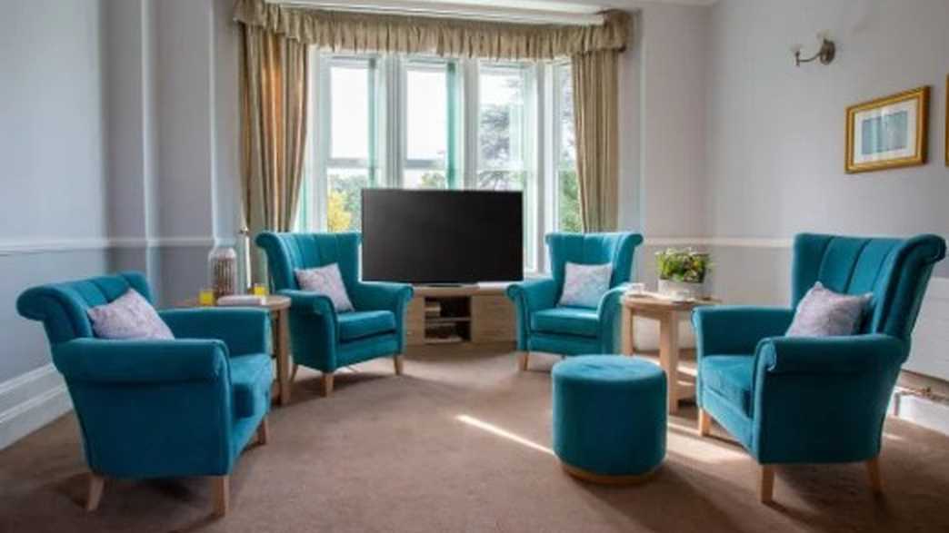 Broad Oak Manor Care Home Care Home Dartford buildings-carousel - 2