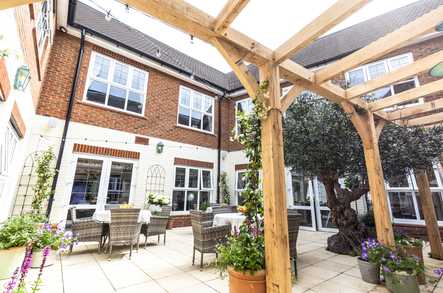 Parris Lawn Care Home Lewes  - 4