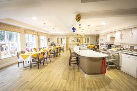 Parris Lawn Care Home Lewes  - 3