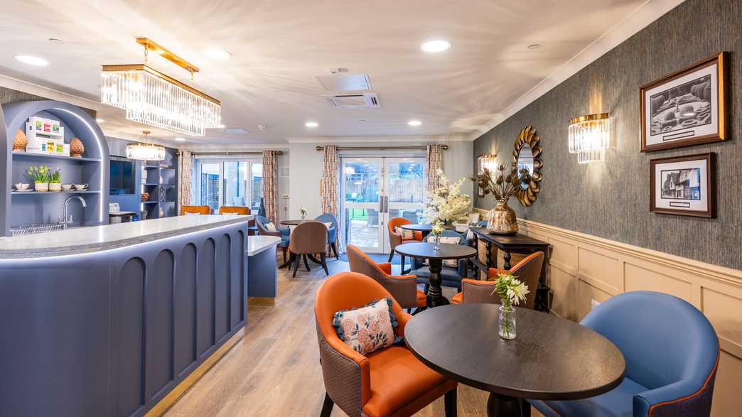 Bailey Lodge Care Home Saffron Walden buildings-carousel - 4
