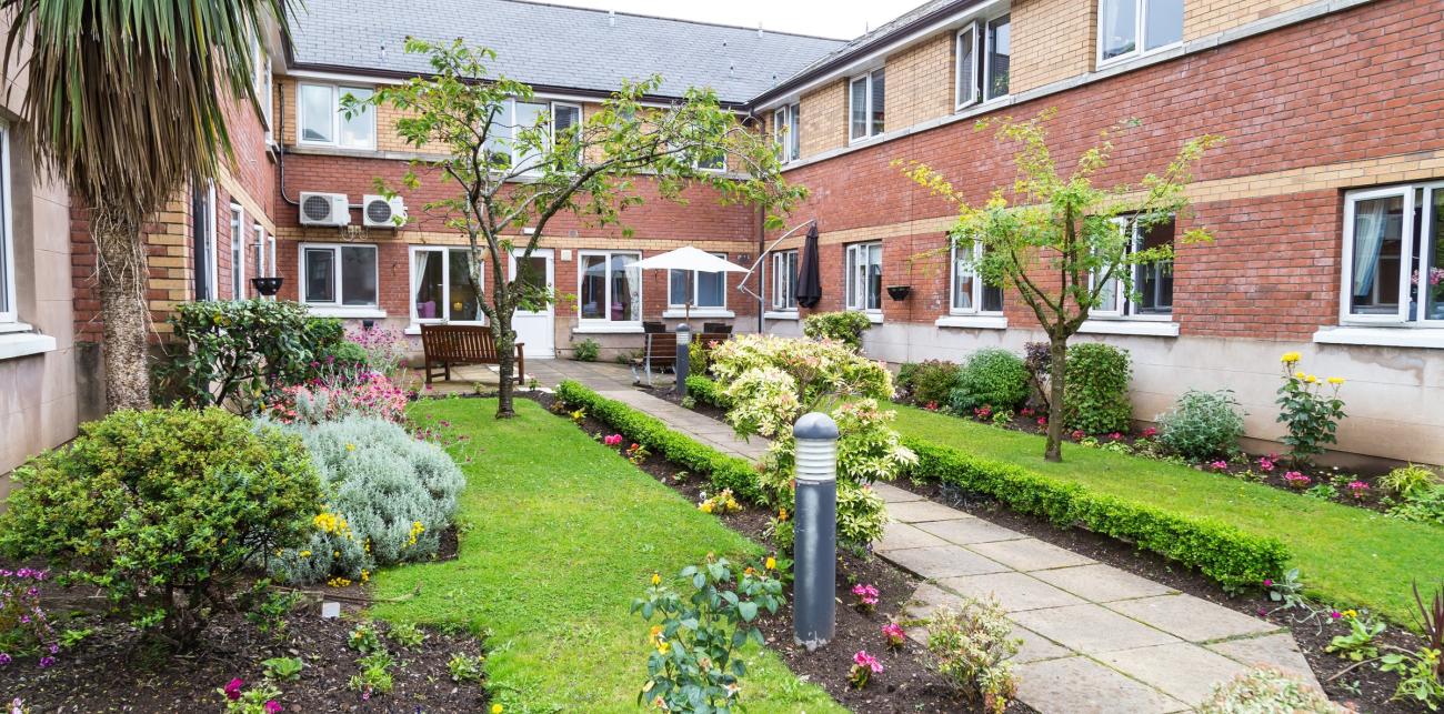 Balclutha Court Care Home Care Home Greenock, PA16 8DY