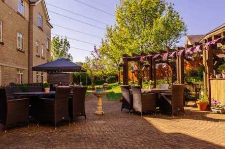 Cepen Lodge Care Home Chippenham  - 5