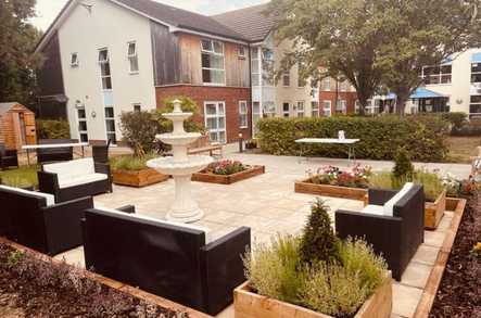 Baugh House Care Centre Care Home Sidcup  - 5